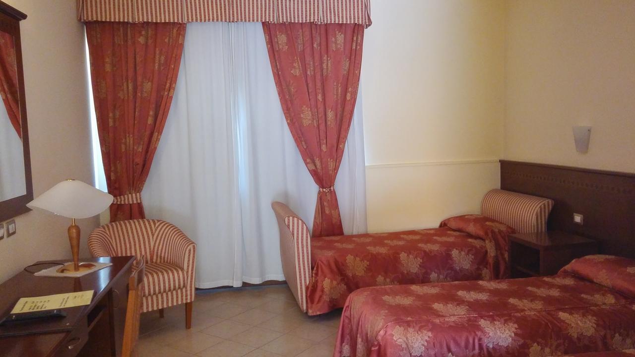 Hotel Turrita Arrone Esterno foto