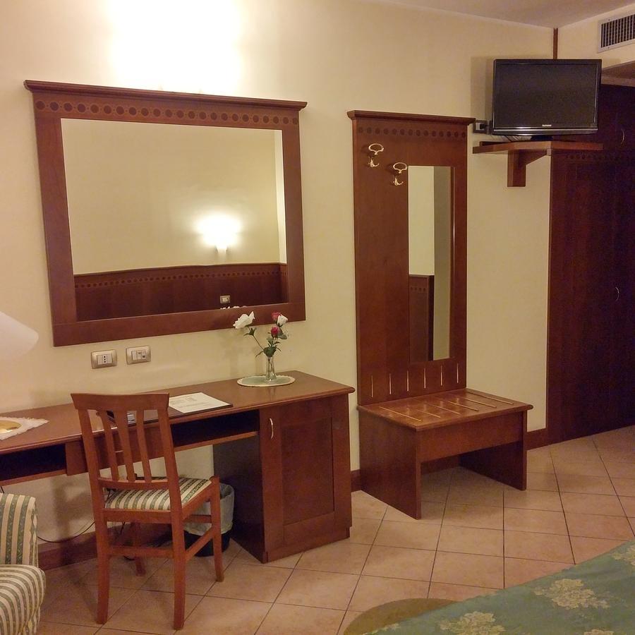 Hotel Turrita Arrone Esterno foto