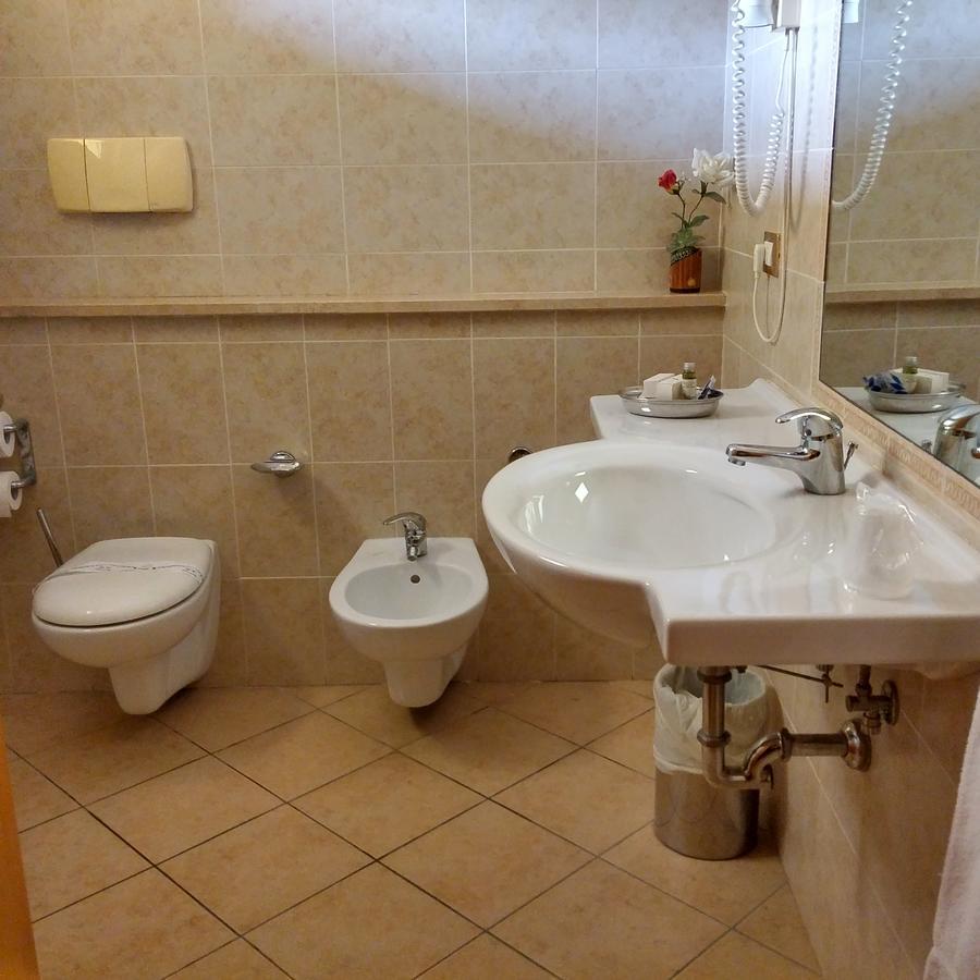 Hotel Turrita Arrone Esterno foto