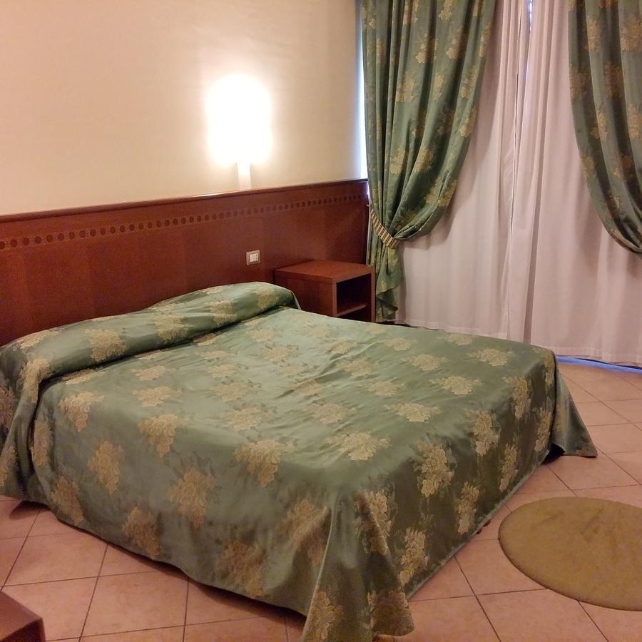 Hotel Turrita Arrone Esterno foto